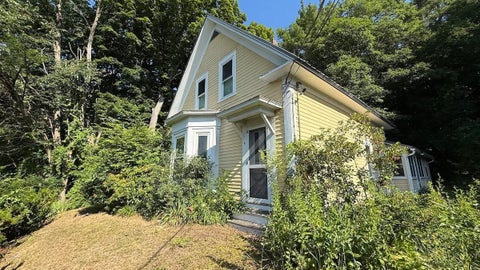 Photo of 9 Old Main Street, Warner, NH 03278 (MLS # 5100272)