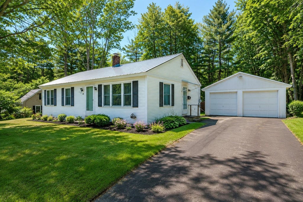 Photo of 20 Batchelder Avenue, Lebanon, NH 03784 (MLS # 5107504)