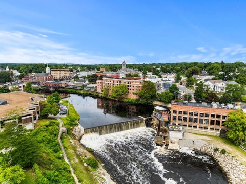 Photo of 52 Main Street #306, Nashua, NH 03064 (MLS # 5104130)