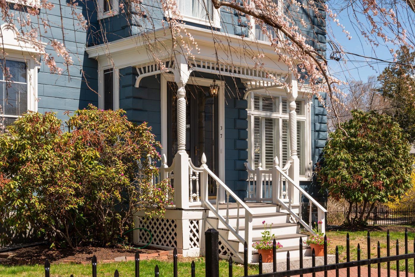 37 Summer Street