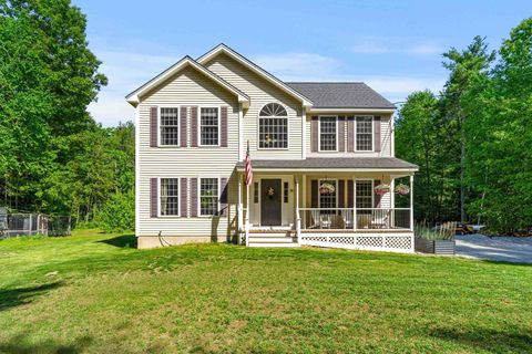 Photo of 28 Rossdale Lane, Weare, NH 03281 (MLS # 5091252)