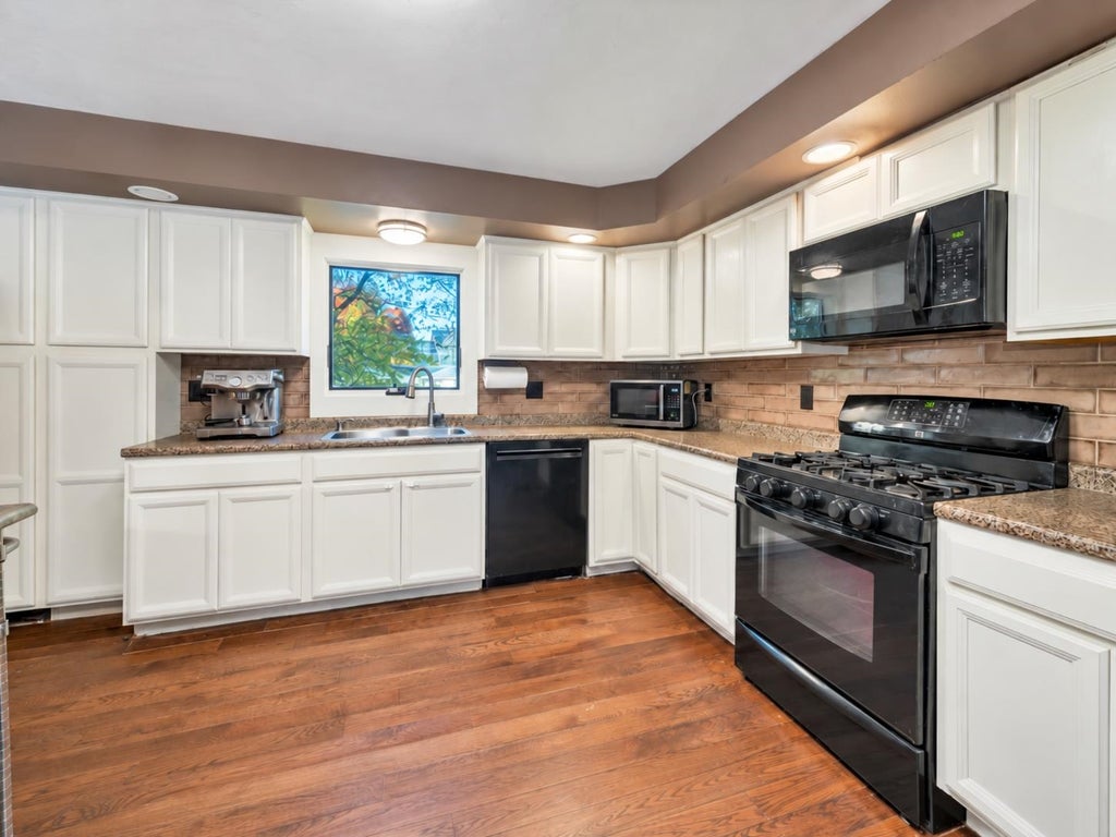 Photo of 28 Willow Street, Laconia, NH 03246 (MLS # 5115250)
