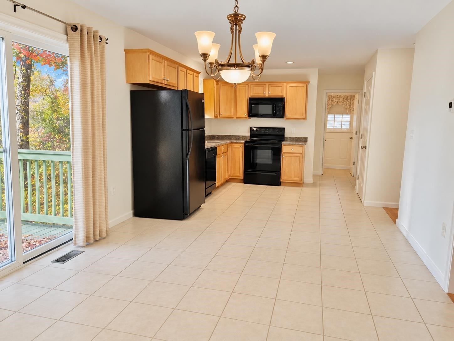 11 Hawthorne Circle