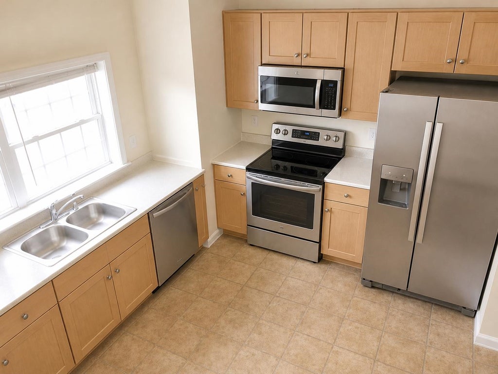 Photo of 675 Bell Street #22, Manchester, NH 03103 (MLS # 5114278)
