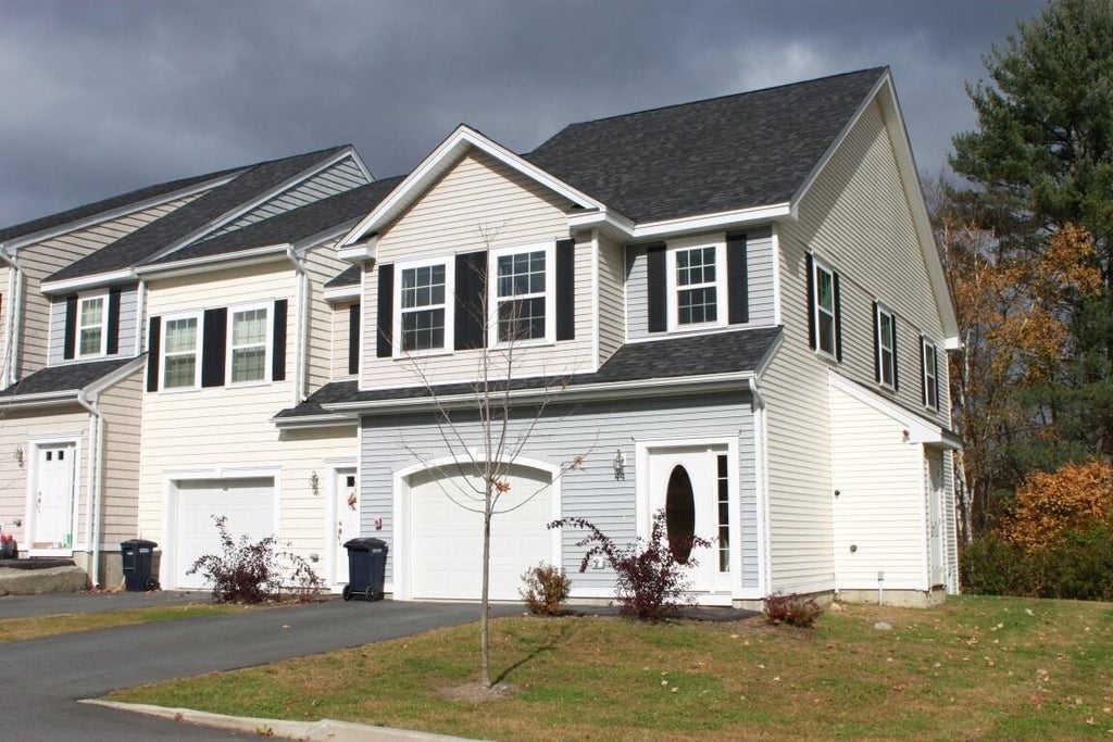 Photo of 15 Mountainview Drive #15MVD, Lebanon, NH 03766 (MLS # 5107446)