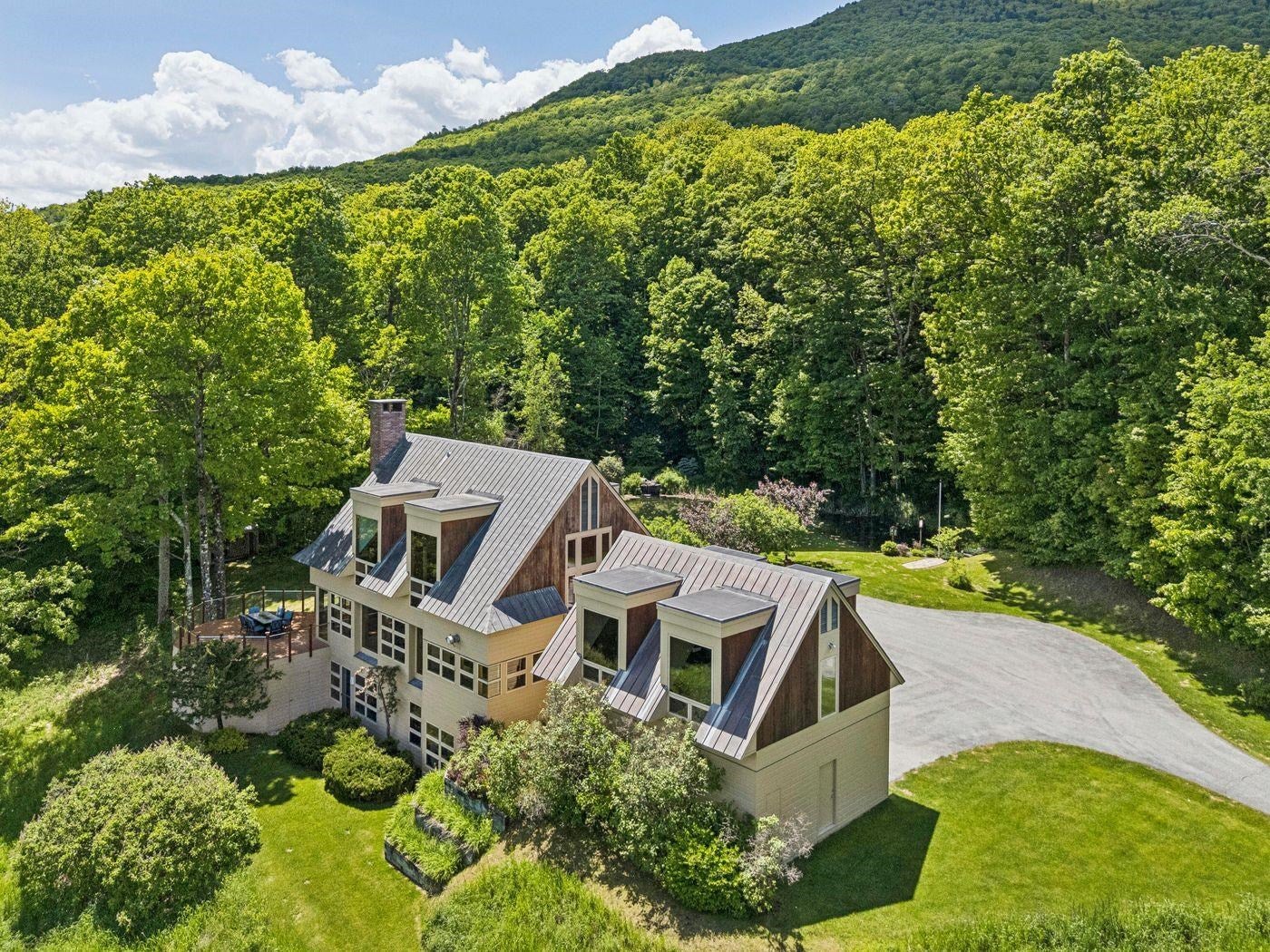 655 Squirrel Hollow Road