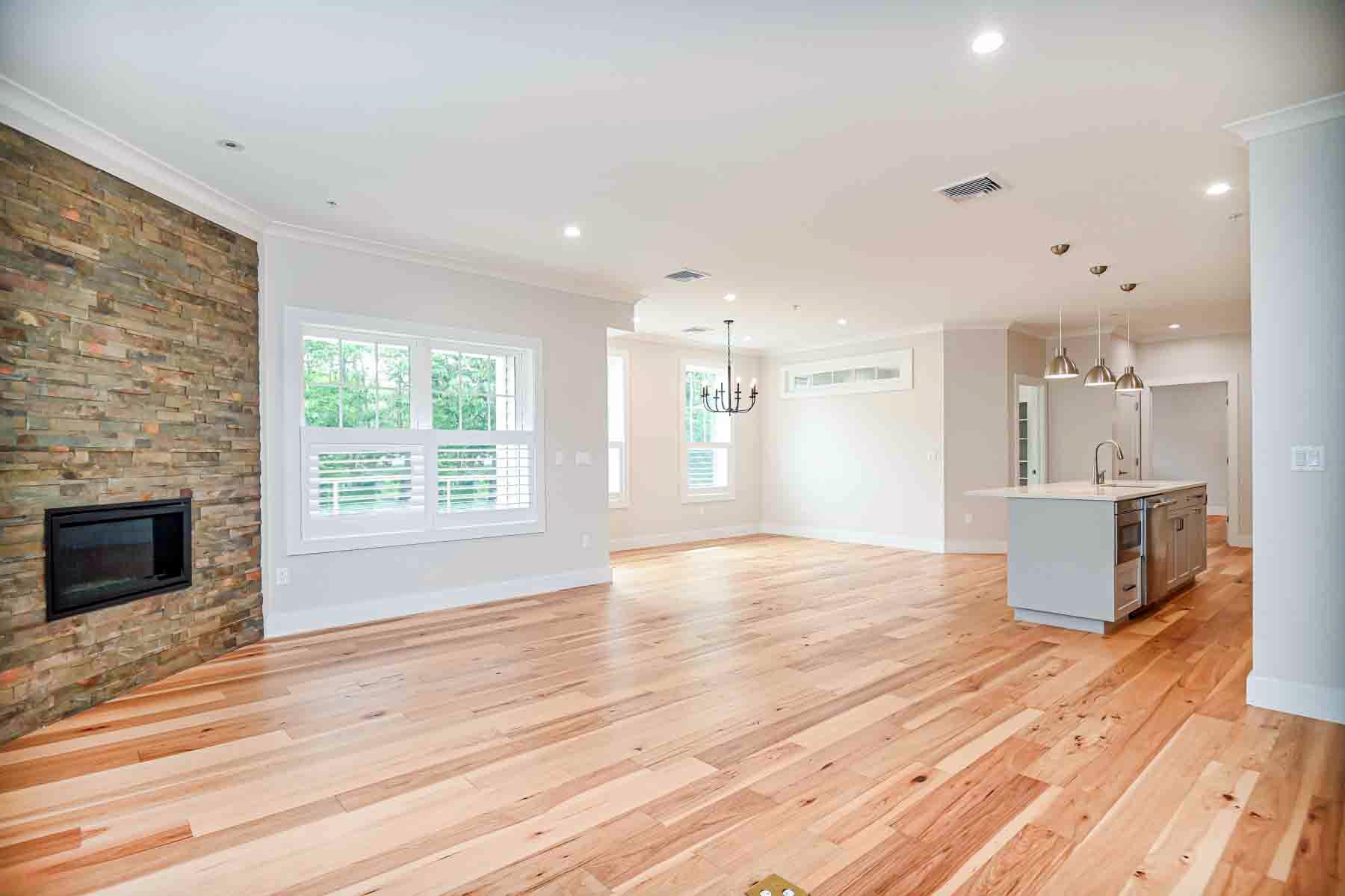 960 Sagamore Avenue 23