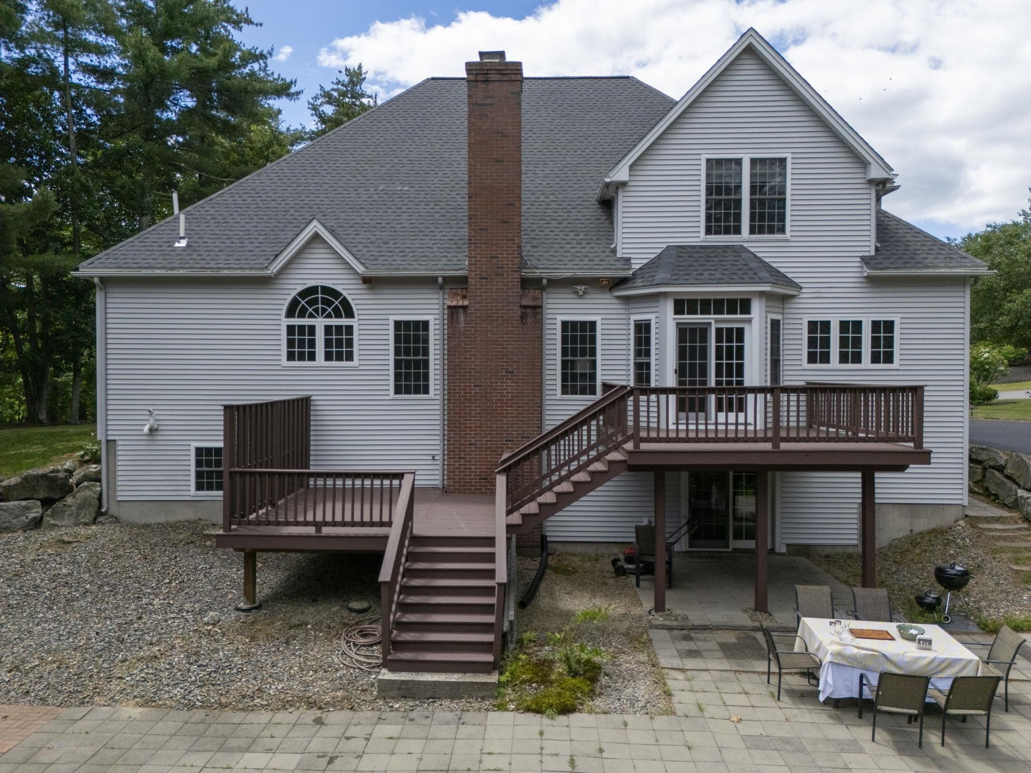 84 Searles Road