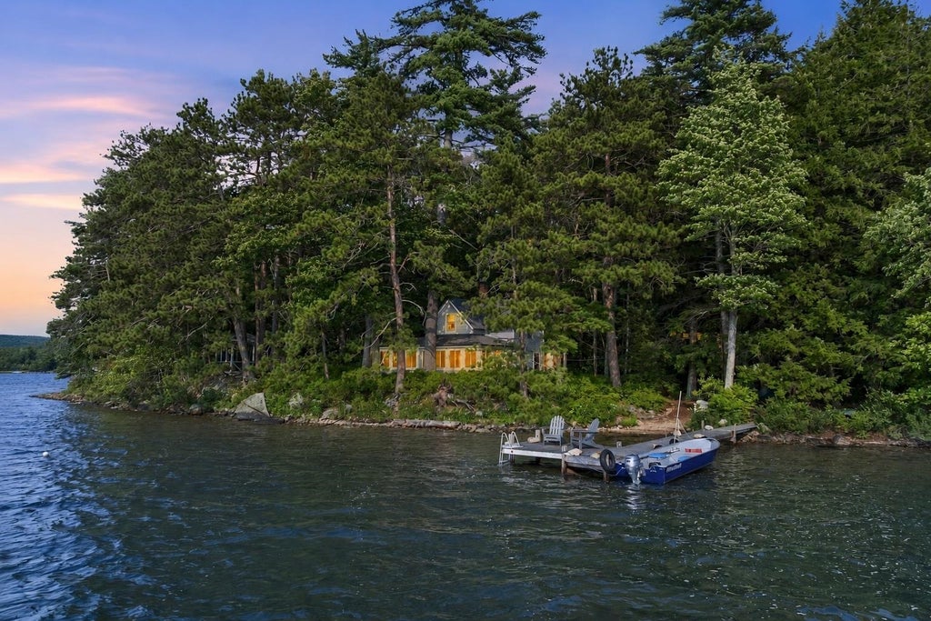 Photo of 11 Triggs Island, Wolfeboro, NH 03894 (MLS # 5104662)