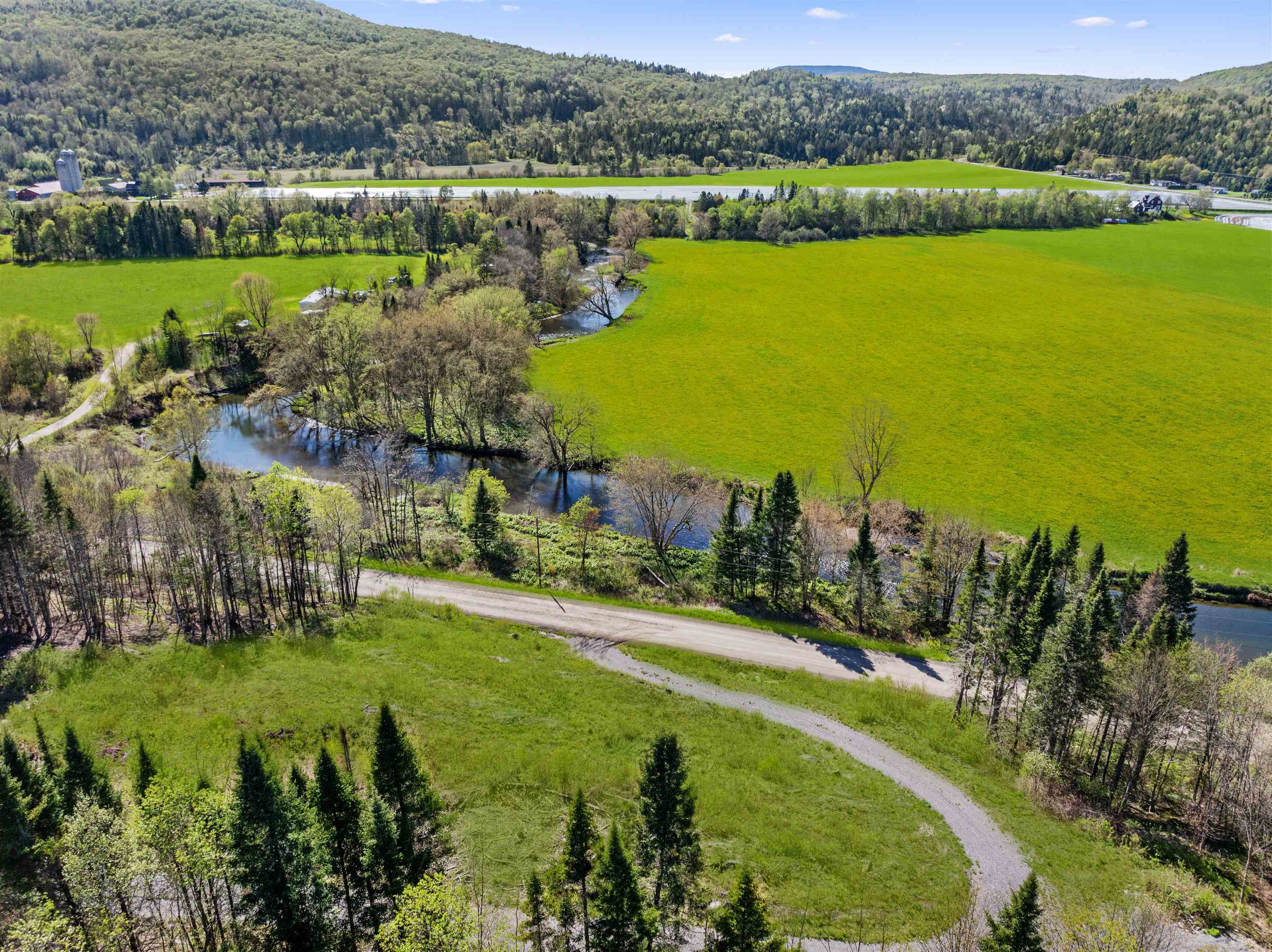 - Hall Stream Road