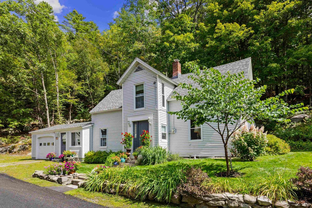 Photo of 22 Old Georges Mills Road, Sunapee, NH 03782 (MLS # 5108472)