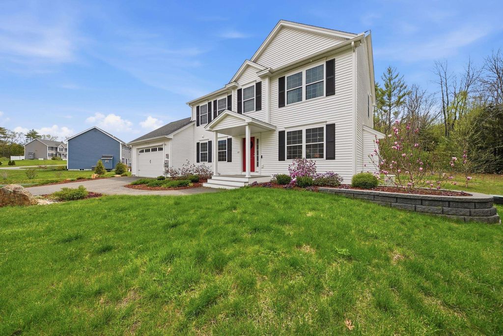 Photo of 12 Sandybrook Drive, Raymond, NH 03077 (MLS # 5088571)