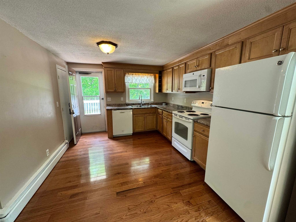 Photo of 28 Burns Hill Road #B, Hudson, NH 03051 (MLS # 5094015)