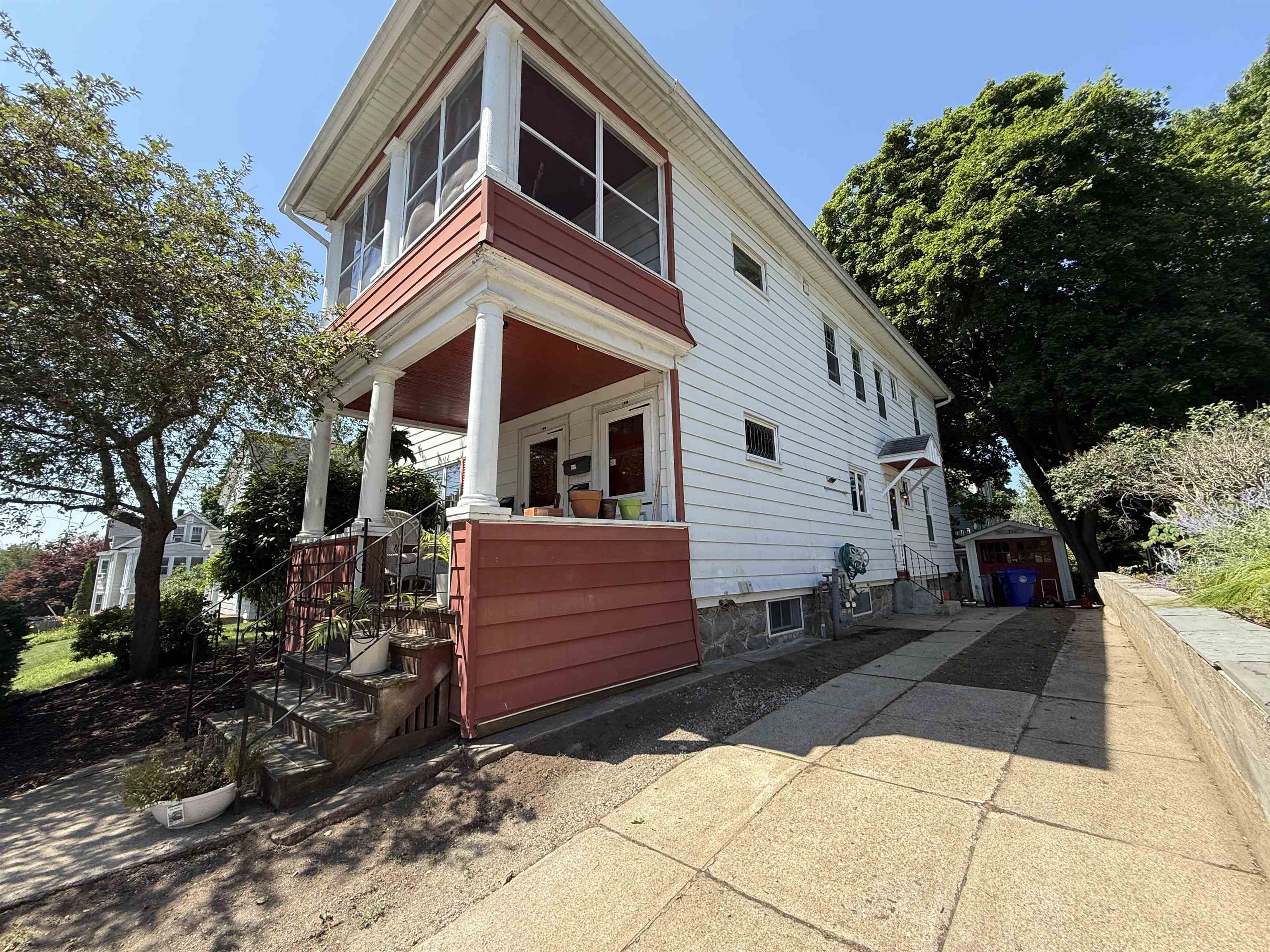 190 Ray Street