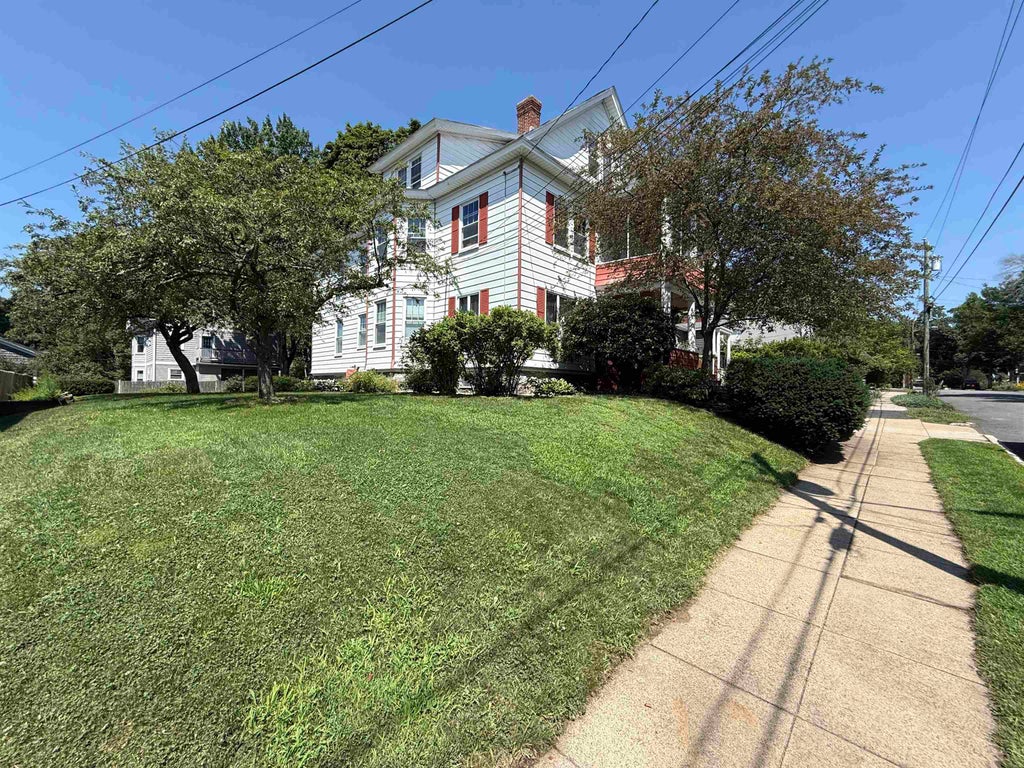 Photo of 190 Ray Street, Manchester, NH 03104 (MLS # 5100708)