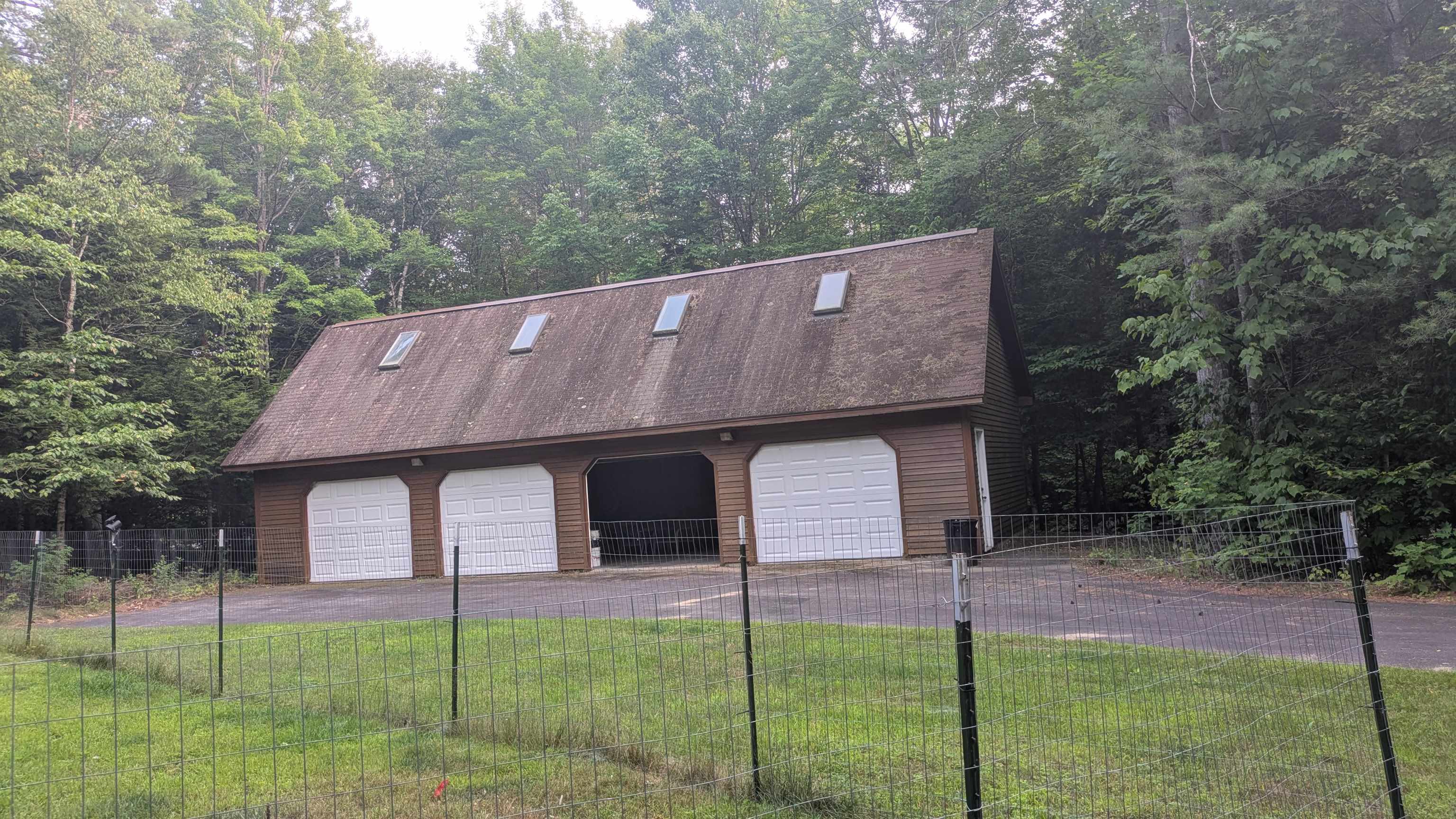 34 Hubbard Grove Road