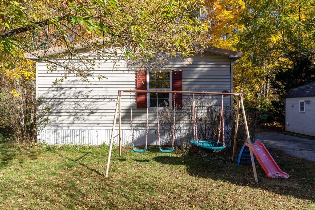 Photo of 222 Redwood Road, Loudon, NH 03307 (MLS # 5114822)