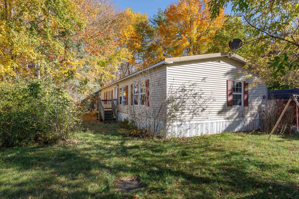 Photo of 222 Redwood Road, Loudon, NH 03307 (MLS # 5114822)