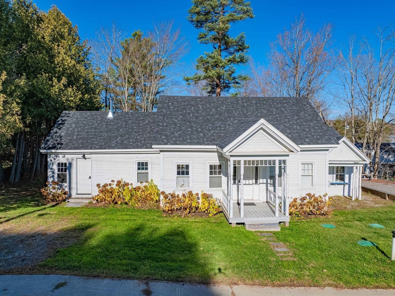 38 Beach Road