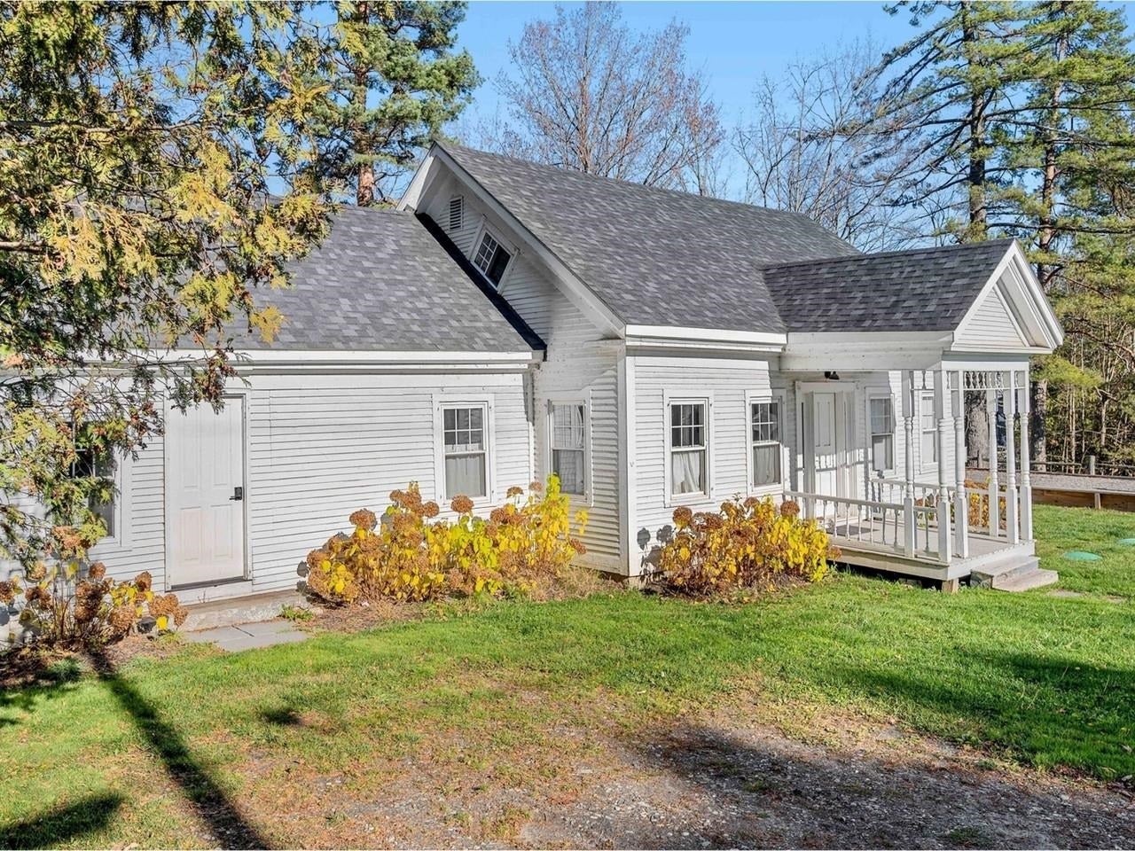 38 Beach Road