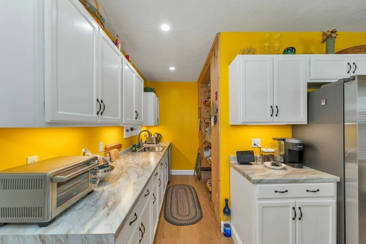 114 W Bow Street