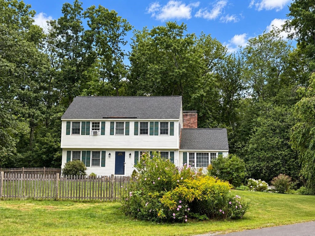 Photo of 2 Holt Road, Amherst, NH 03031 (MLS # 5110566)