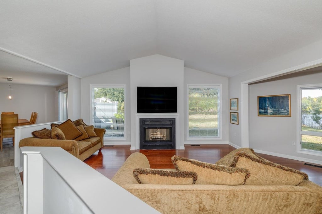 Photo of 28 Walden Pond Drive, Nashua, NH 03064 (MLS # 5112803)
