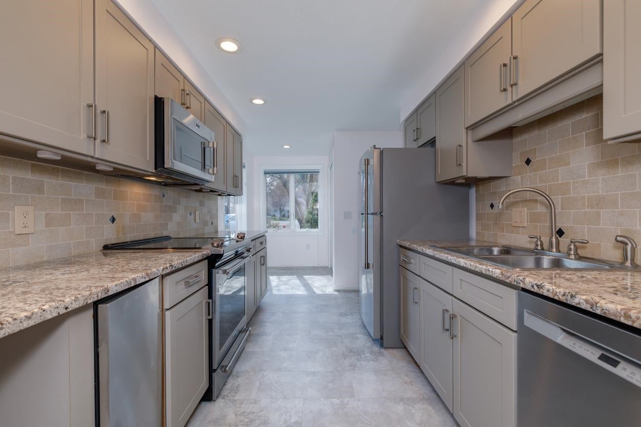 28 Walden Pond Drive
