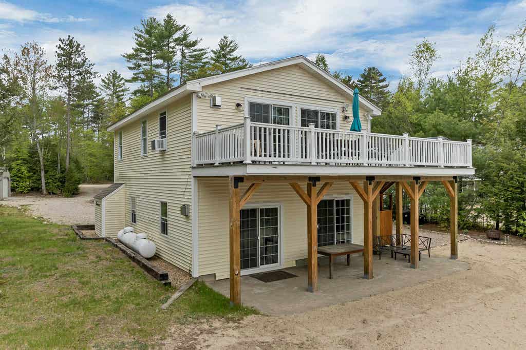 Photo of 419 North Desmond Drive, Wakefield, NH 03830 (MLS # 5091069)
