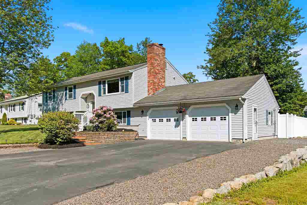 Photo of 50 Davis Road, Merrimack, NH 03054 (MLS # 5094064)