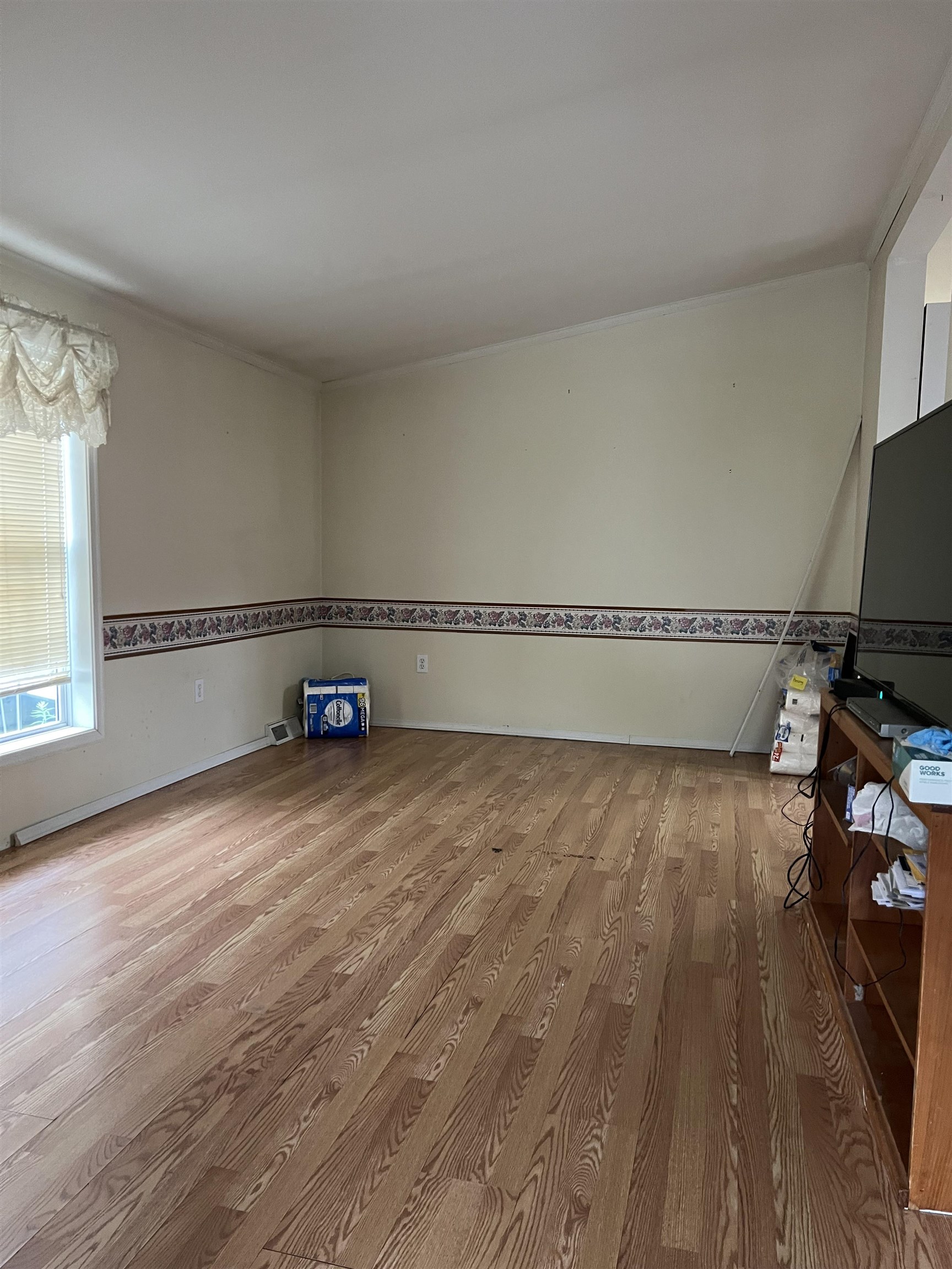 290 Calef Highway D-17