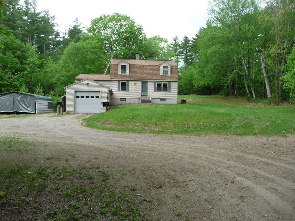 Photo of 76 Dearborn Road, Epping, NH 03042 (MLS # 5111949)