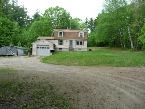 Photo of 76 Dearborn Road, Epping, NH 03042 (MLS # 5111949)