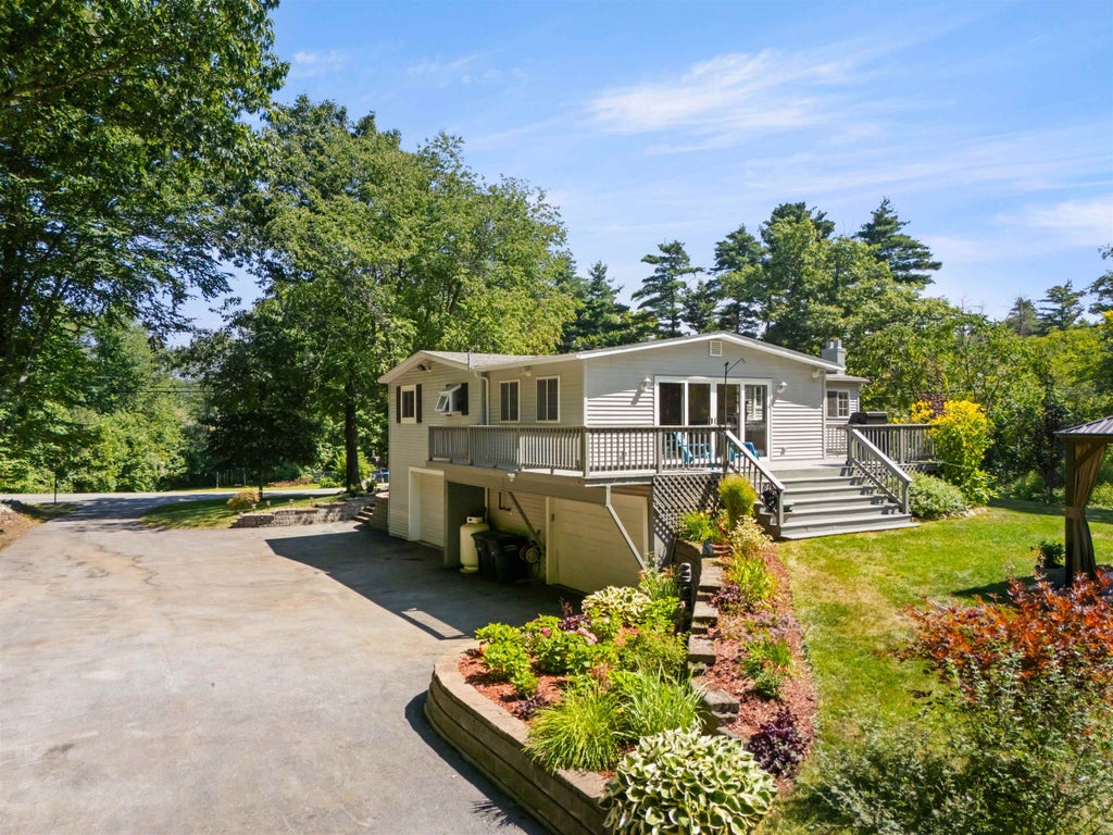 Photo of 80 Hunt Road, Danville, NH 03819 (MLS # 5112103)