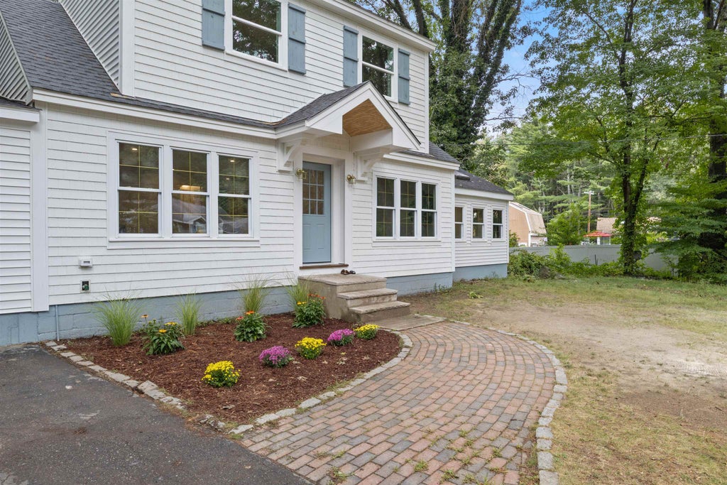 Photo of 38 Mill Road, North Hampton, NH 03862 (MLS # 5108292)