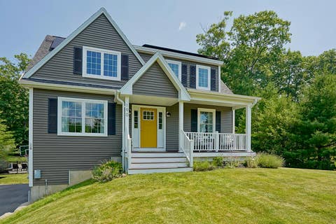 Photo of 190 Breezy Way, Barrington, NH 03825 (MLS # 5098666)