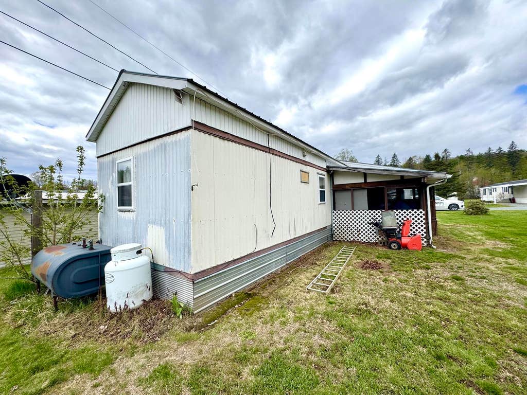 Photo of 15 Spruce Park Drive, Plainfield, NH 03781 (MLS # 5087875)