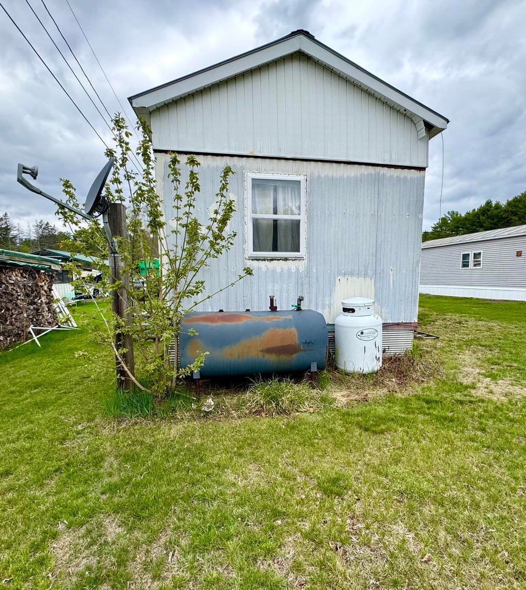 Photo of 15 Spruce Park Drive, Plainfield, NH 03781 (MLS # 5087875)