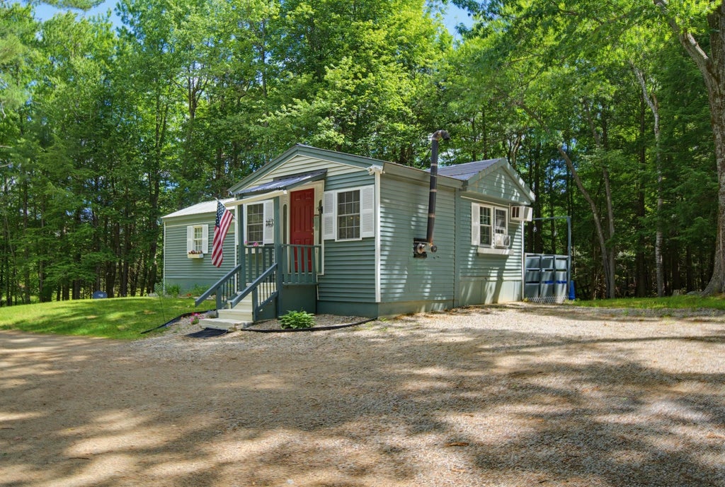 Photo of 182 Sherburne Hill Road, Northwood, NH 03261 (MLS # 5095354)