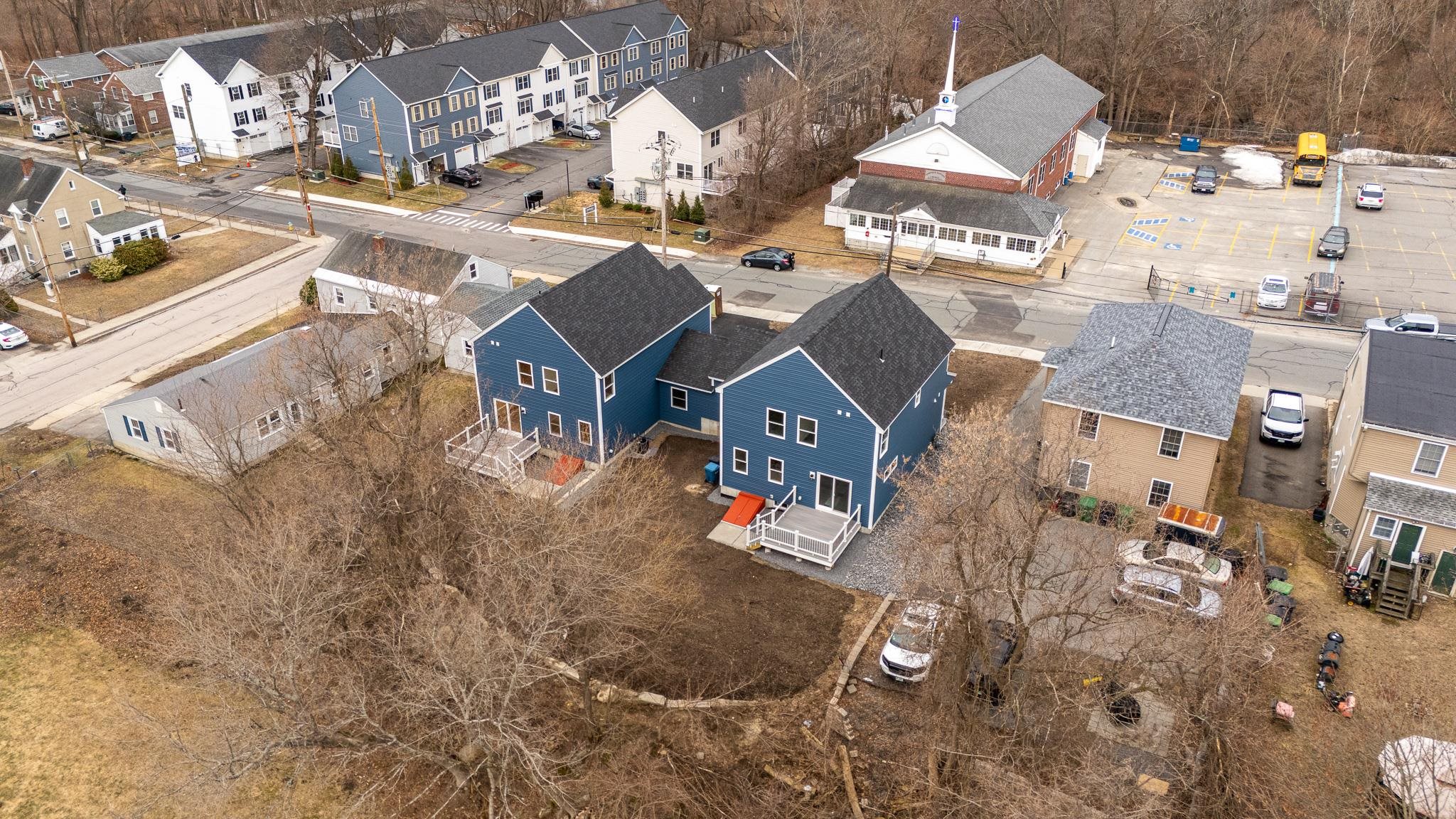 106 LOCK Street