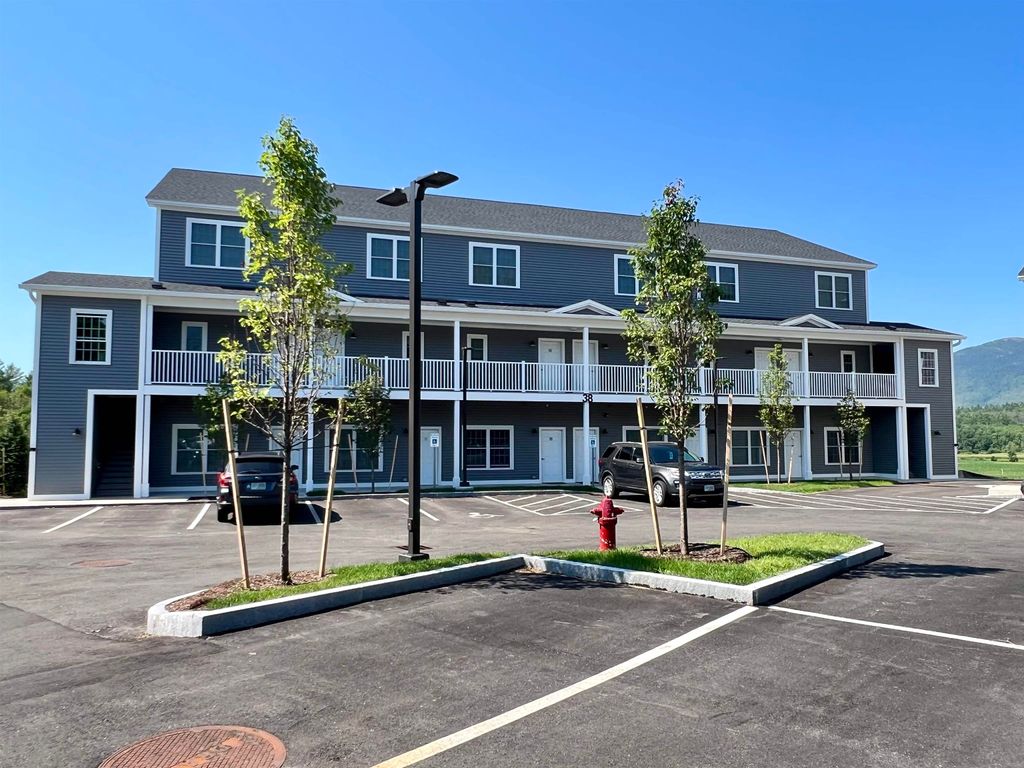 Photo of 38 Alpine Place Drive #210, Conway, NH 03860 (MLS # 5090245)