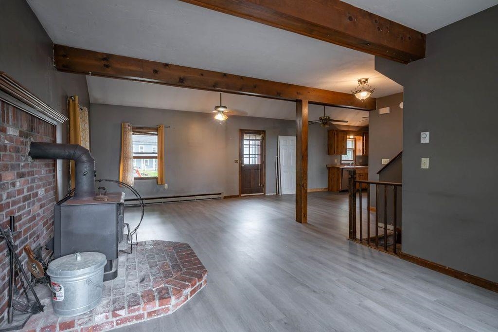 8-10 Ash Street 8
