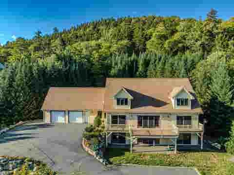 Photo of 323 Hannah Loop, Carroll, NH 03575 (MLS # 5106311)