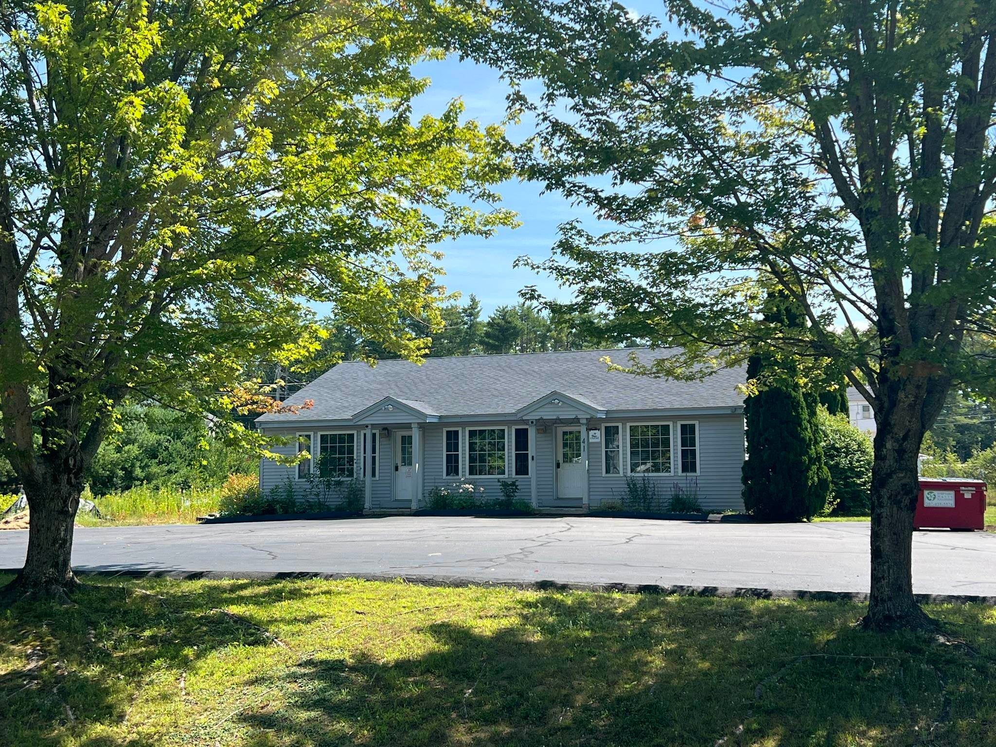 41 Commerce Way