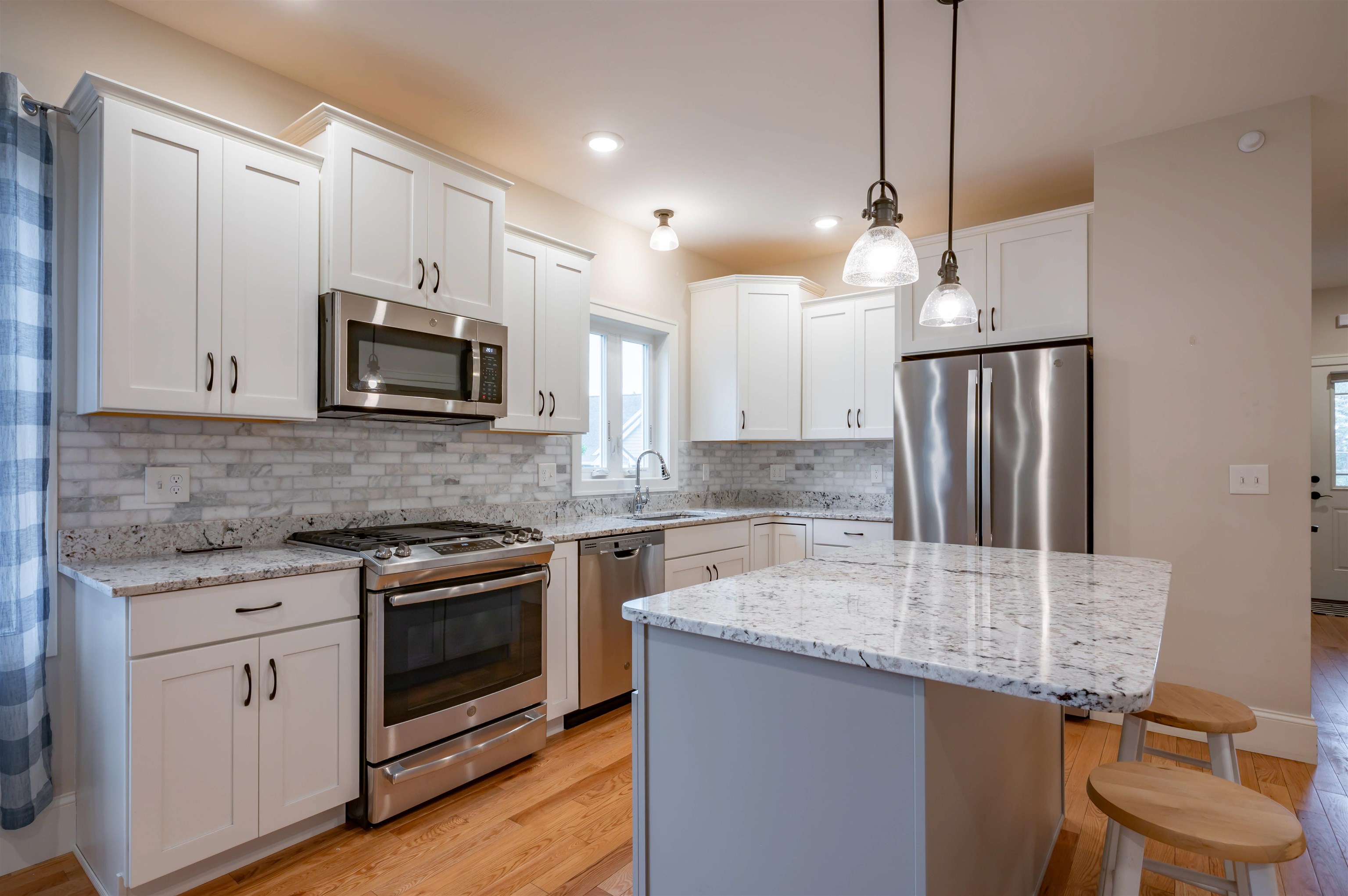 10 Abenaki Circle