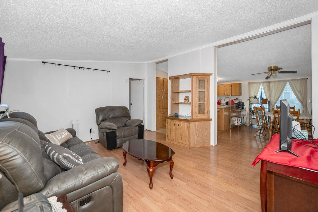 Photo of 3 Robyn Court, Litchfield, NH 03052 (MLS # 5094846)