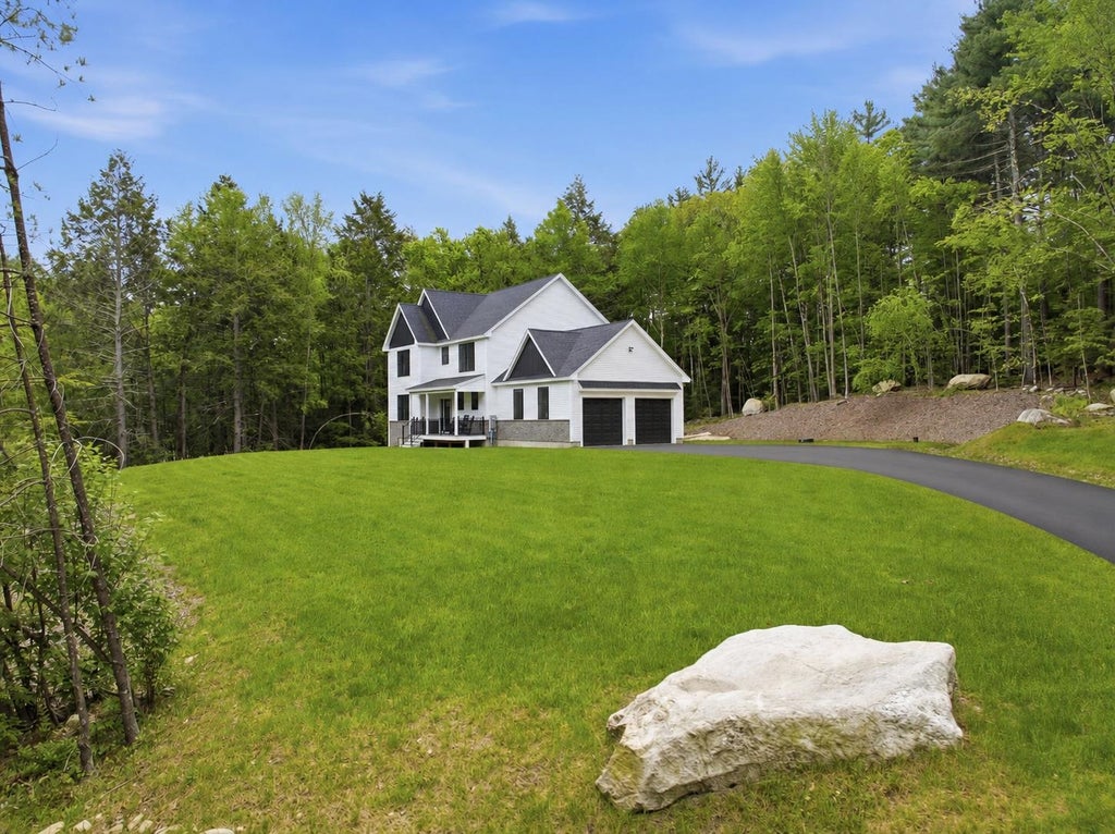 Photo of 8 Arrowwood Road, New Boston, NH 03070 (MLS # 5090987)