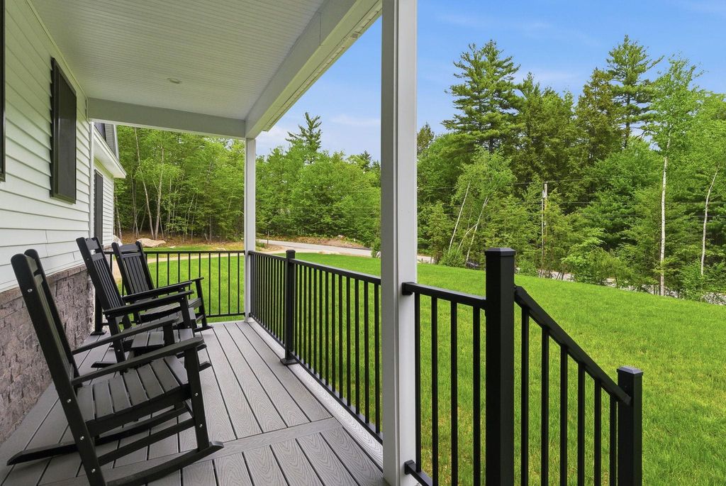 Photo of 8 Arrowwood Road, New Boston, NH 03070 (MLS # 5090987)