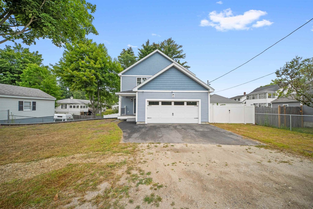 Photo of 279 N Main Street, Rochester, NH 03867 (MLS # 5108592)