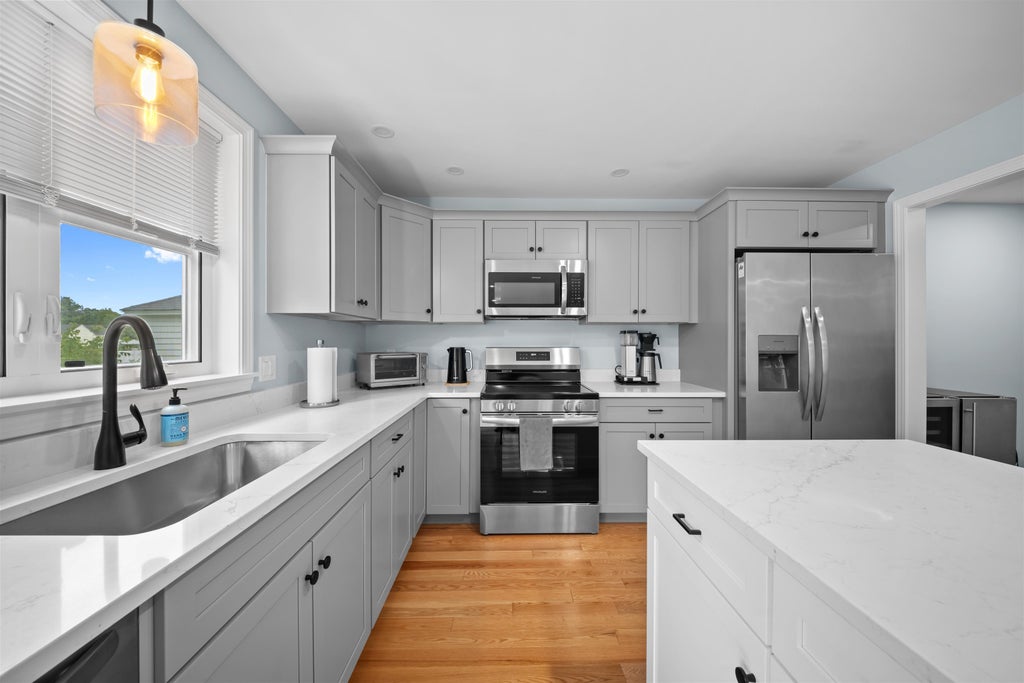 Photo of 279 N Main Street, Rochester, NH 03867 (MLS # 5108592)